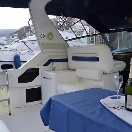 Barco Con Encanto بوتيل Radazul