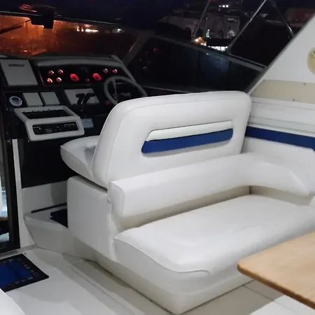 Barco Con Encanto