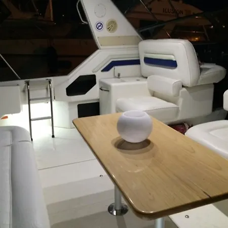 Barco Con Encanto